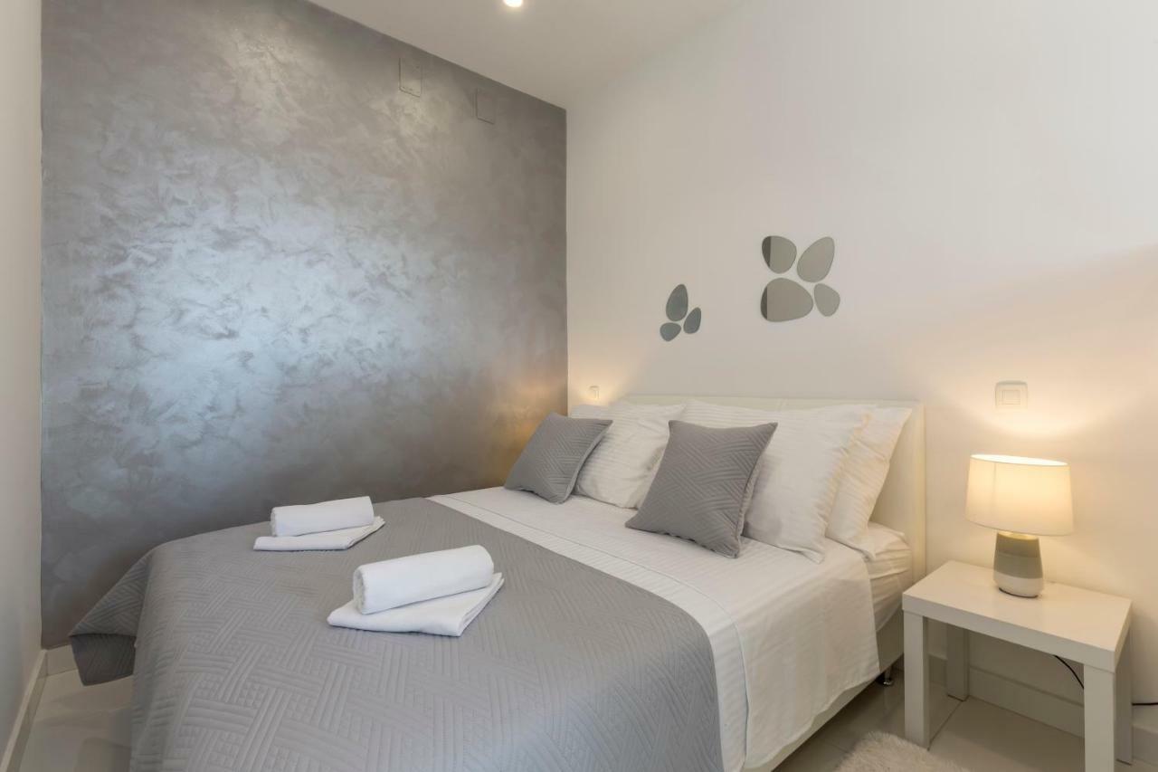 Studio Apartments Twins Split Bagian luar foto