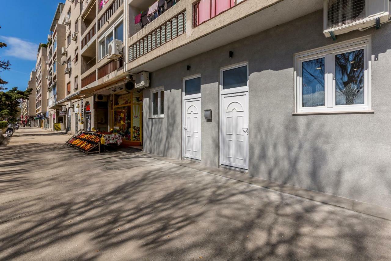 Studio Apartments Twins Split Bagian luar foto